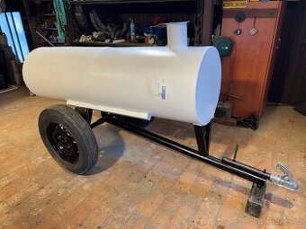 Lejta, cisterna na vodu 800l, velmi dobrý stav