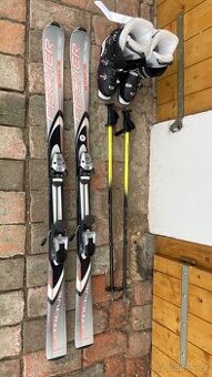 Lyžařský komplet Fischer 155 cm + boty Salomon vel. 26 – TOP