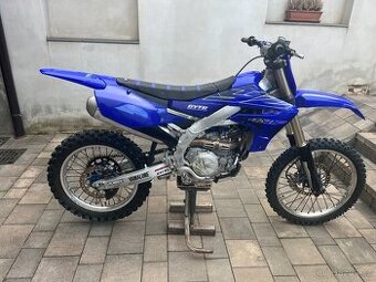 Yamaha YZ450F 2022