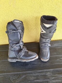 dětské boty na motokros vel. 33