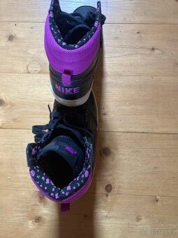 Kotníčkové boty 39 vel