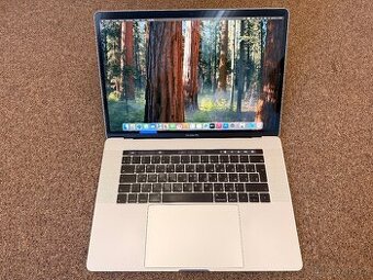 MacBook Pro 15 2018 /i7/16GB/256Gb SSD/Silver