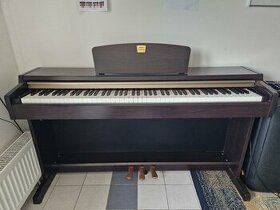 Digitální piano Yamaha Clavinova CLP 220