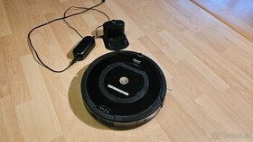 Robotický vysavač iRobot Roomba 770 - funkční