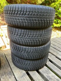 Zimní pneumatiky  Bridgestone 205/60R16 92H - 1