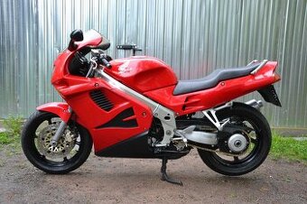 Honda VFR750 RC36