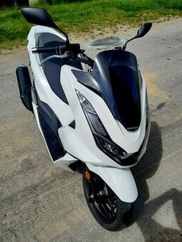 Honda PCX 125,rok 2021