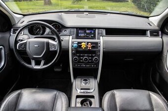 Land Rover Discovery Sport 2.0L TD4 SE AT