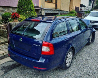Vůz na náhradní díly Škoda Octavia 2 FL kombi CAXA LHY LF5A