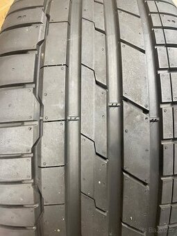 Pneu letní 4x Hankook 235/30r20 99%