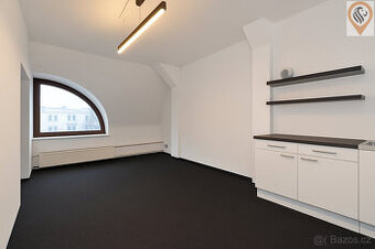 Pronájem prostoru kanceláří, 49 m2, Trutnov