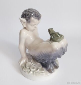 Porcelánová figura - Faun s žábou - Kodaň