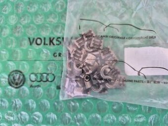 klínek ventilu 7mm Škoda Felicia 047109651B - 1