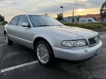 Audi A8 D2 4.2 V8 220kw