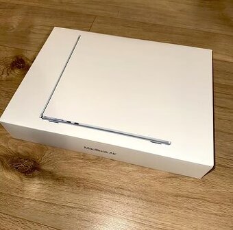 MacBook Air M4: ZÁRUKA 2 roky, Office v ceně, NEROZBALEN