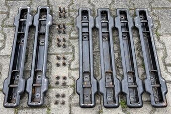 Úchyty zadních sedaček Ford Transit Custom