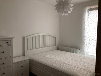 Postel IKEA TYSSEDAL včetně roštu a matrace