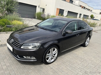 VW PASSAT B7 HIGHLINE SEDAN 2.0TDI 103KW, PŮVOD ČR