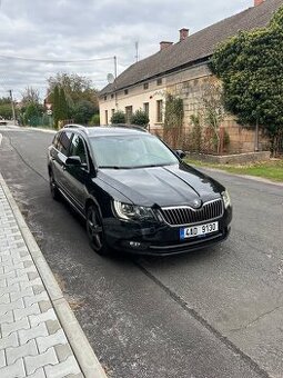 Skoda superb 2.0tdi 125kw dsg 4x4 227t km MAX VYBAVA