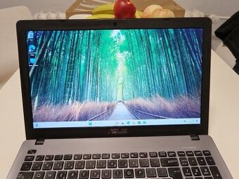 ASUS X550C -Win 11 Pro