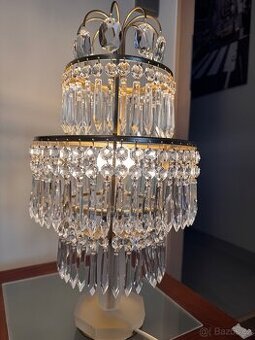 Starožitná lampa. Bohémský křišťál.
