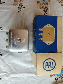 Dobíjecí relé Magneton PAL 12 V - 200W, uloženka 600 Kč