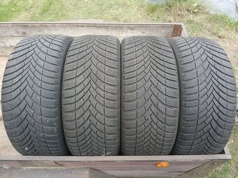 Semperit Spped-Grip 5, 235/55 R17,103V,4x cca 8-9mm,TOP
