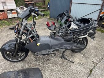 SUZUKI BURGMAN 650 executive ABS