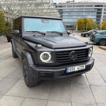 Mercedes-Benz Třídy G, 450 D - 1