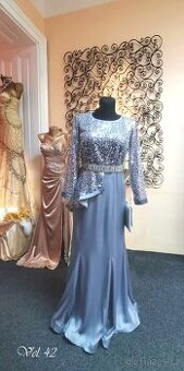 LUXUSNÍ PLESOVÉ ŠATY VEL.42/44
