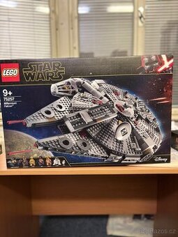 Lego Star Wars 75257 Millenium Falcon