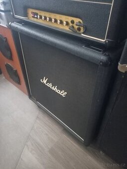 Marshall bass box + Marshall amp