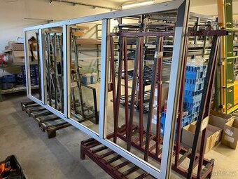 Prodám nové fixní okno/stěna SCHÜCO Living 82