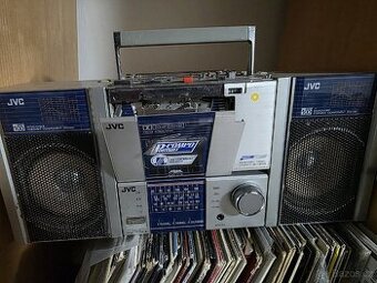 Mini boombox JVC, vyndavaci walkman