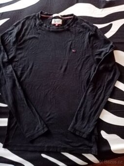 Tričko vel. S zn. Tommy Hilfinger