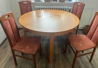 Prodám stůl + 4 židle
