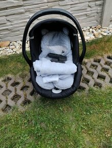Kočárek Neonato Puro
