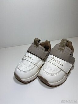 Dětské tenisky – nové