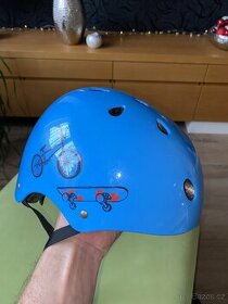Dětská cyklistická helma S 53-55cm