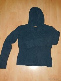Tmavě modrý svetr Terranova