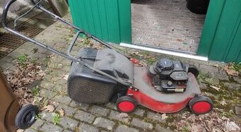 Benzínová sekačka B&S