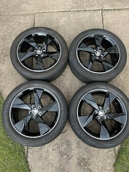 205/50 R17 Škoda alu kola Volans letní pneu