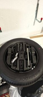 Rezervní kolo 16 + sada do rezervy