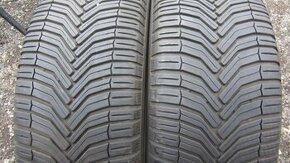 Celoroční pneu 215/55/17 Michelin