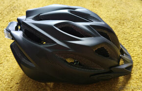 Cyklistická helma MET - 1