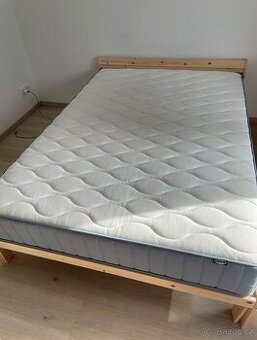 Matrace s postelí ikea