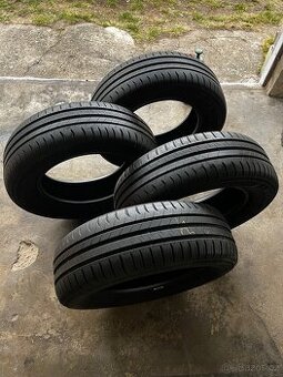 Pneu Michelin radiál X 205/65r15