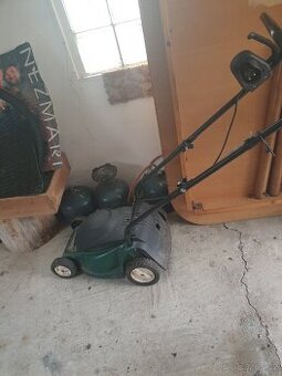 prodám El.sekačku 230 V , funkční