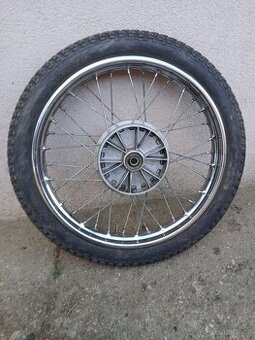 Predni kolo Čz"18"pekne 1000kc