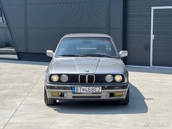 BMW E30 320i 6 VALEC
